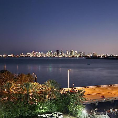 Bayfront Apartment Breathtaking Views- One Bedroom W Balcony- Living Room -Free Parking Miami Beach Kültér fotó