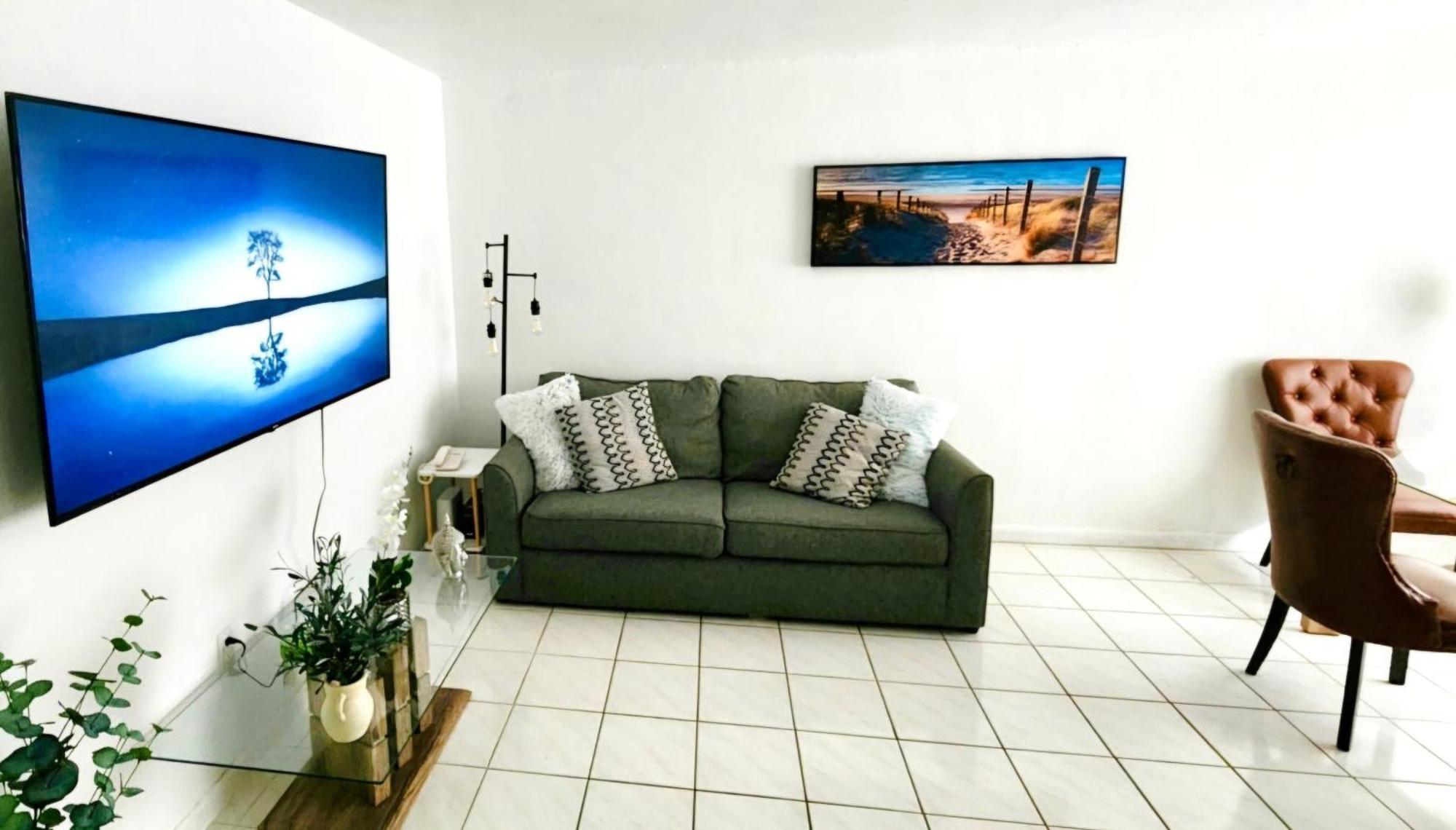 Bayfront Apartment Breathtaking Views- One Bedroom W Balcony- Living Room -Free Parking Miami Beach Szoba fotó